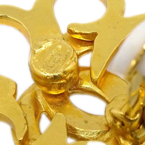 Chanel Flower Earrings Clip-On Gold - Picture 4 of 4